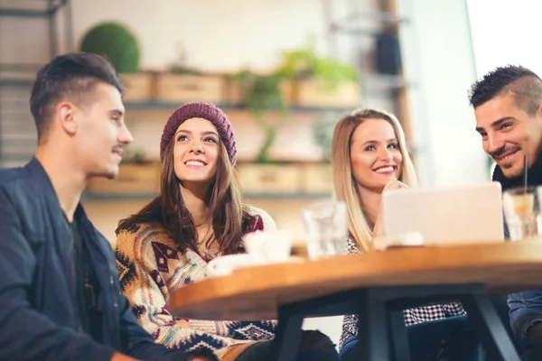 라이프 파트너십